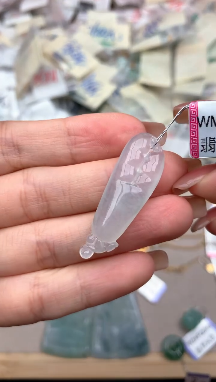 未镶嵌挂件翡翠一