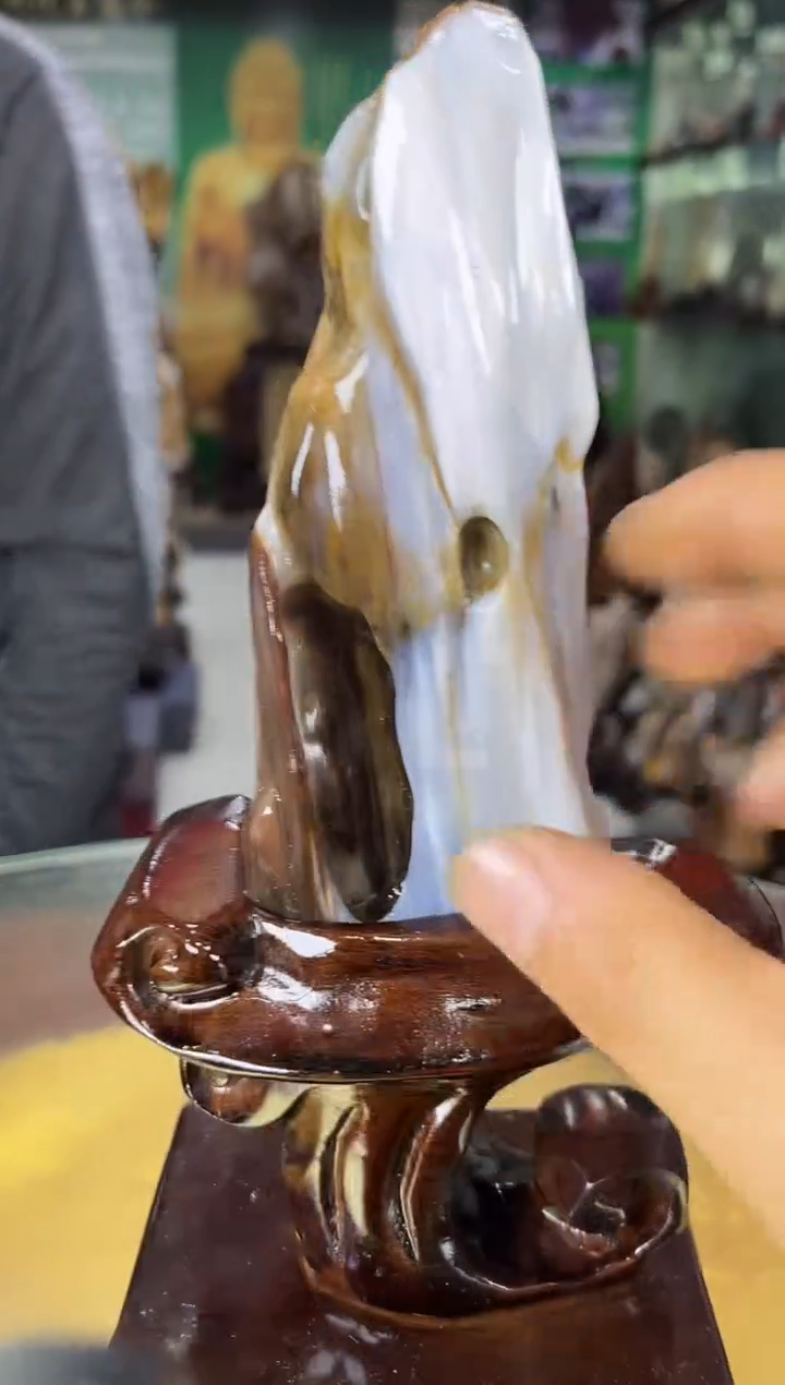 缅甸天然树化玉摆件