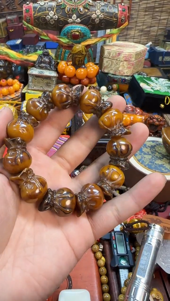 【闪购商品】蜜蜡裸石未镶嵌当天订单当天直发如图所示