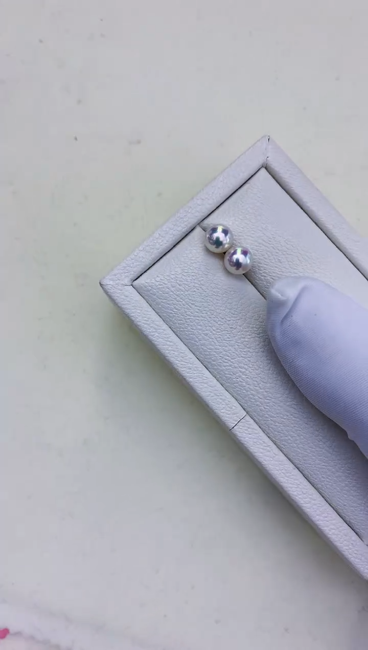 18K金镶嵌饰品海水珍珠6-7素钉定制