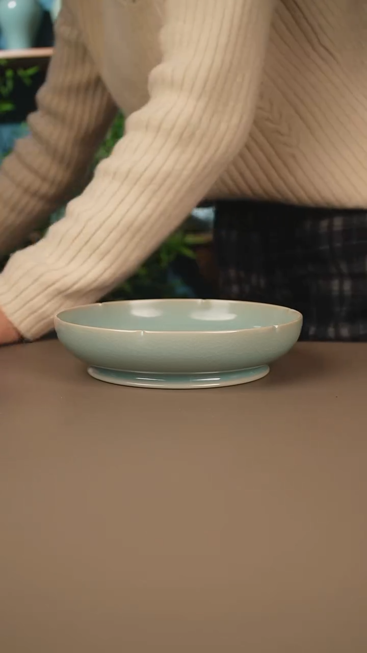 仿古葵口盘一级      