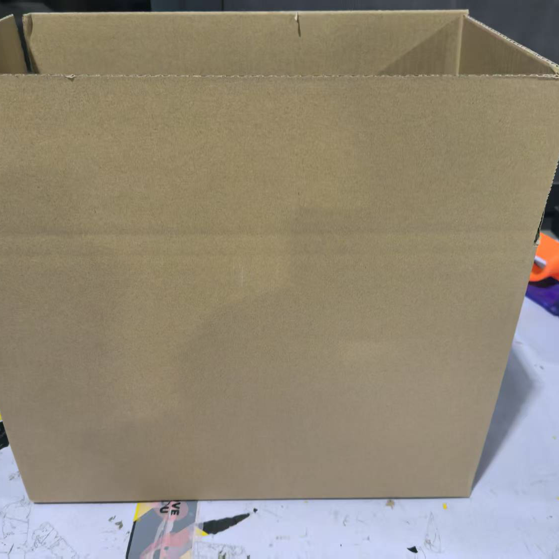 百货 113  新款纸箱打包盒  电转套盒