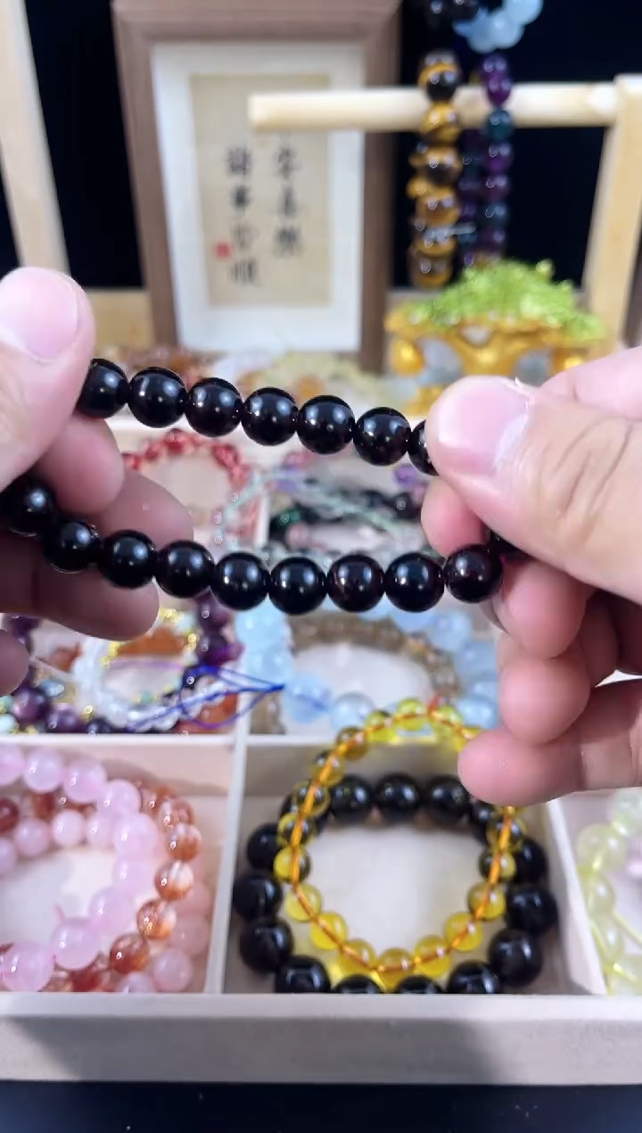 【闪购商品】水晶手链未镶嵌石榴石