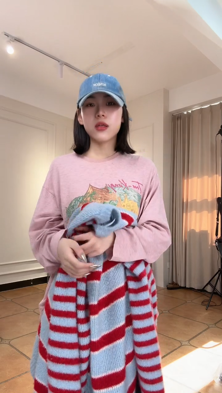 桃****e设计师品牌粉色Txs码