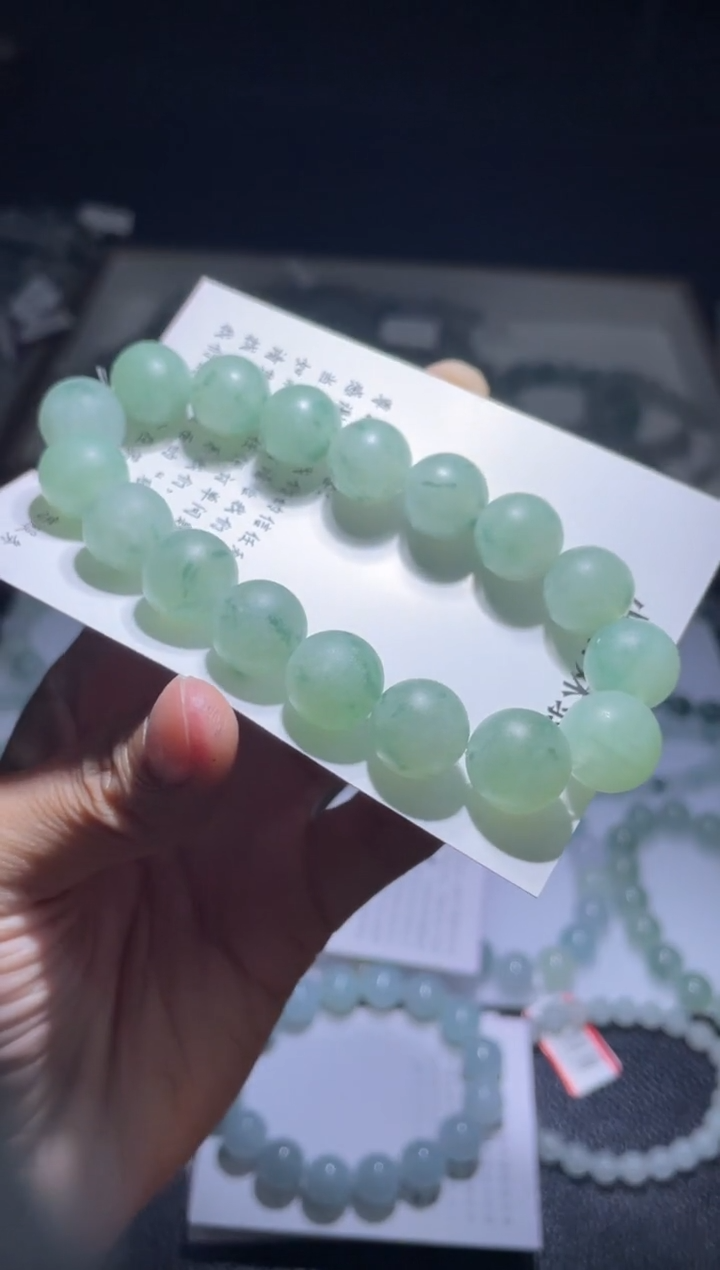 未镶嵌定制翡翠翡翠手串