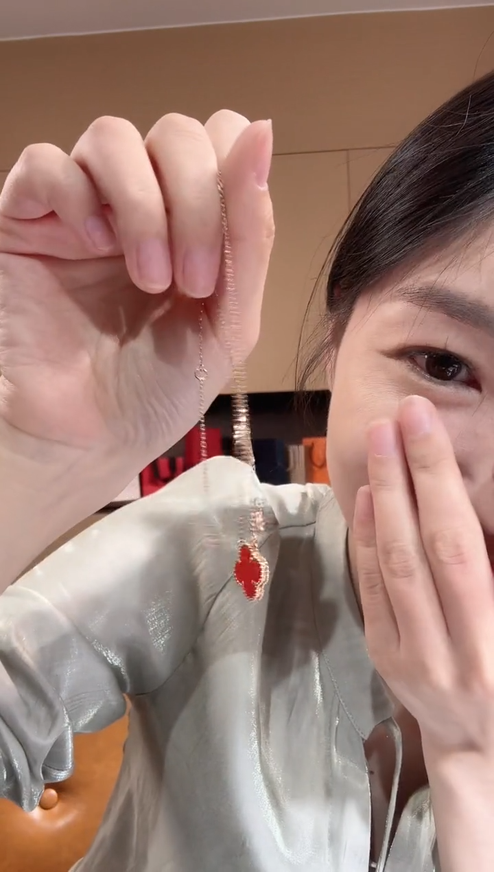 【闪购商品】玛瑙/玉髓18K金镶嵌套链红色k黄，四叶草套链GHJ25版