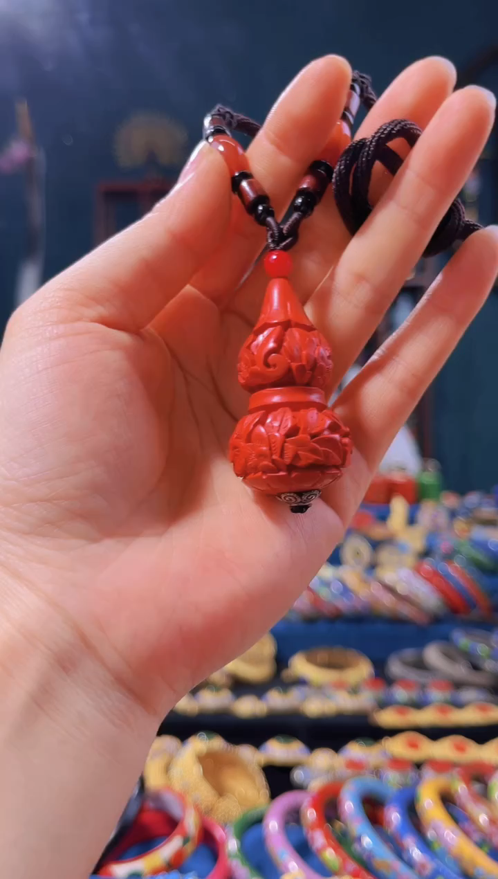 【闪购商品】非遗首饰 雕漆大师葫芦吊坠 红