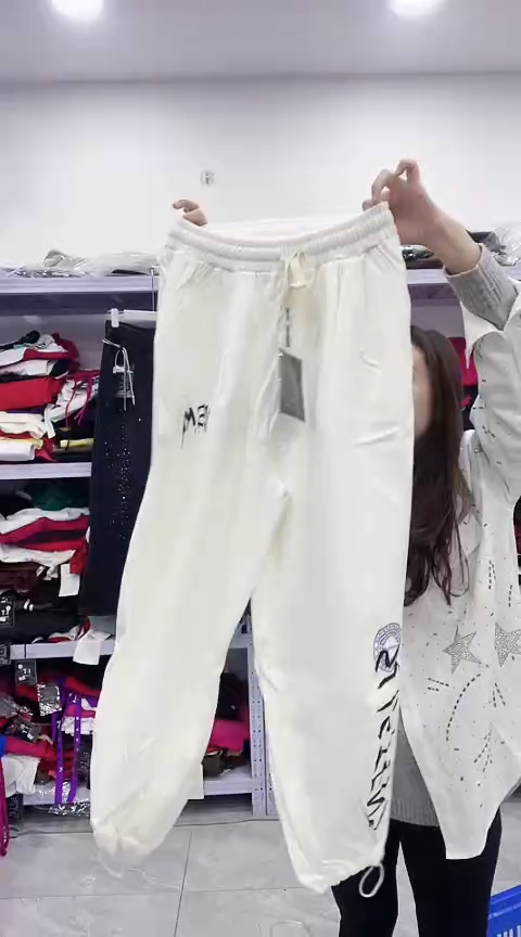 闪电购精品女装83L