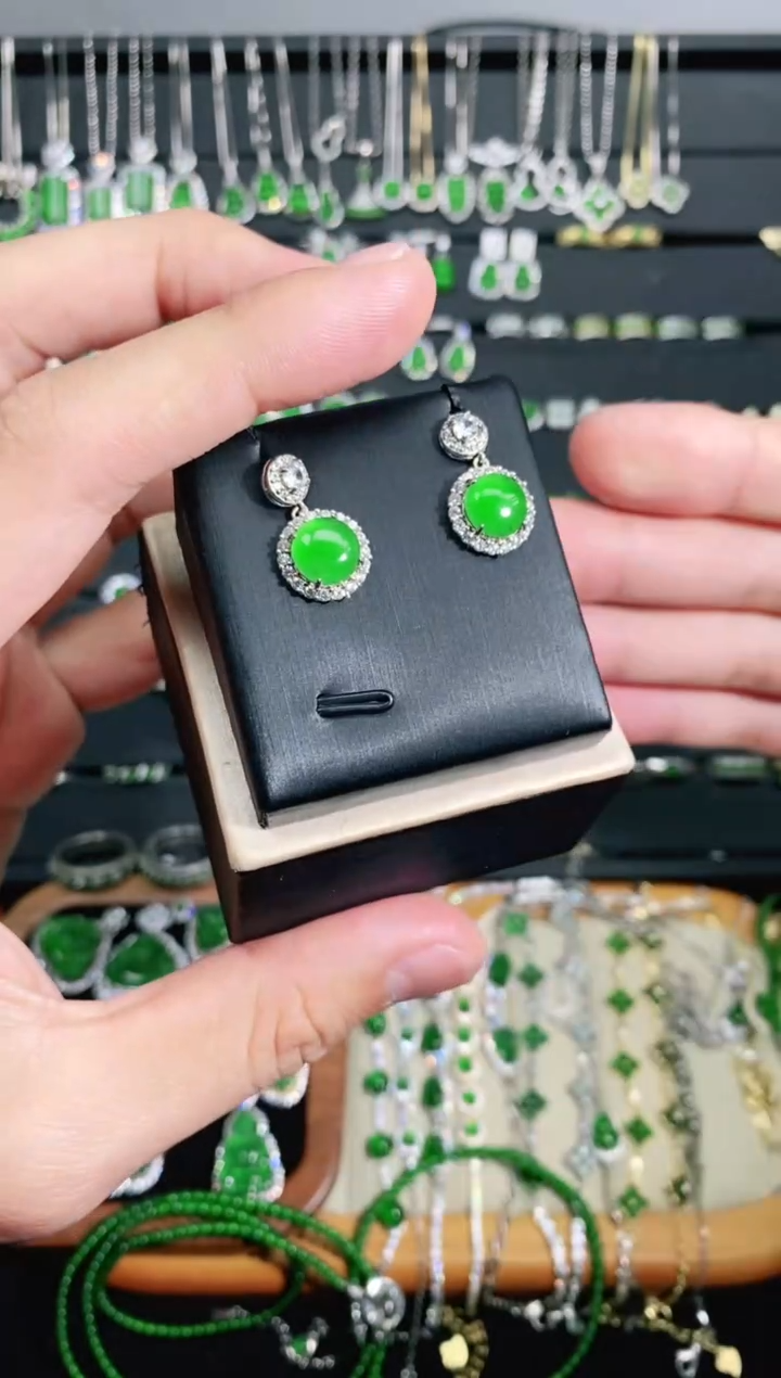 【闪购商品】翡翠耳饰银S925镶嵌多样性