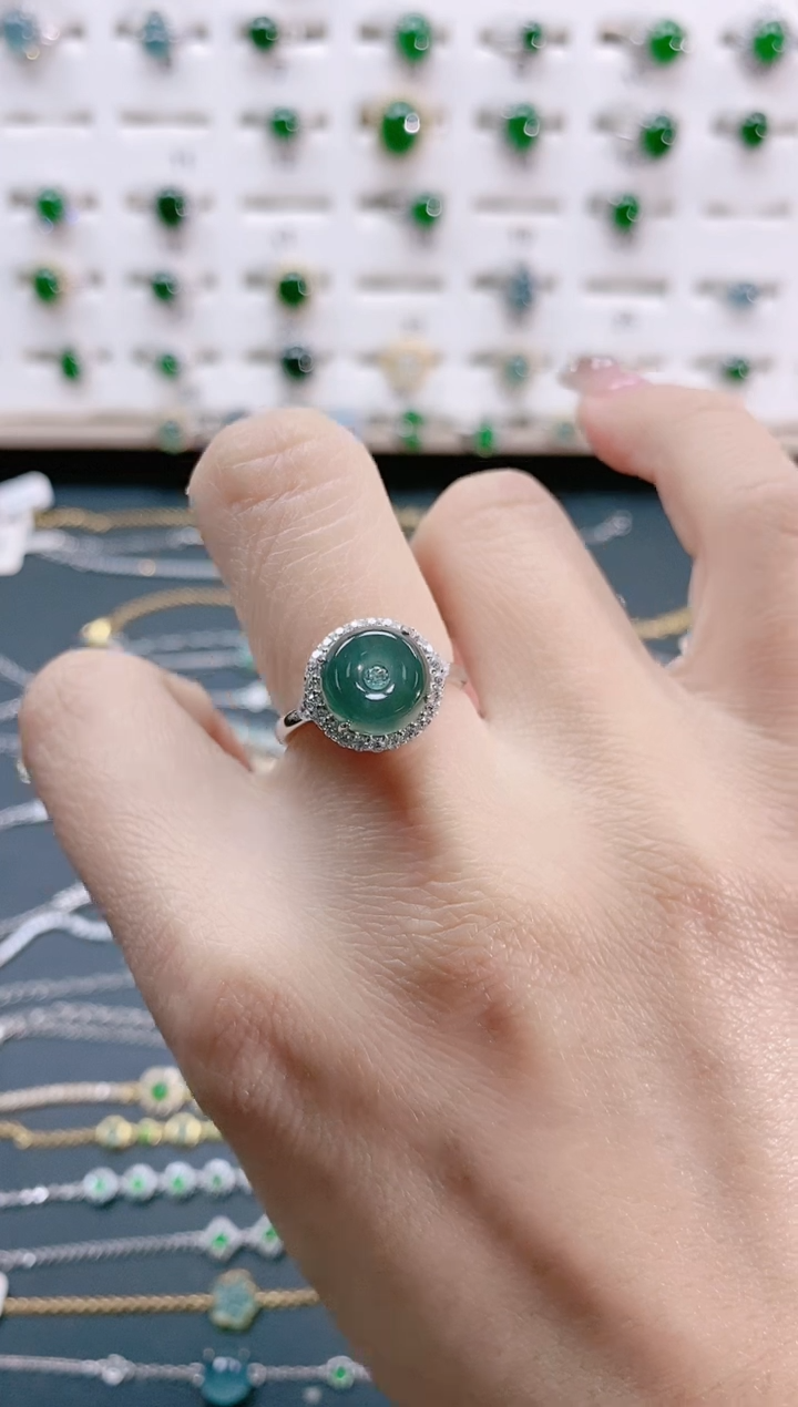 【闪购商品】翡翠戒指银S925镶嵌天然翡翠