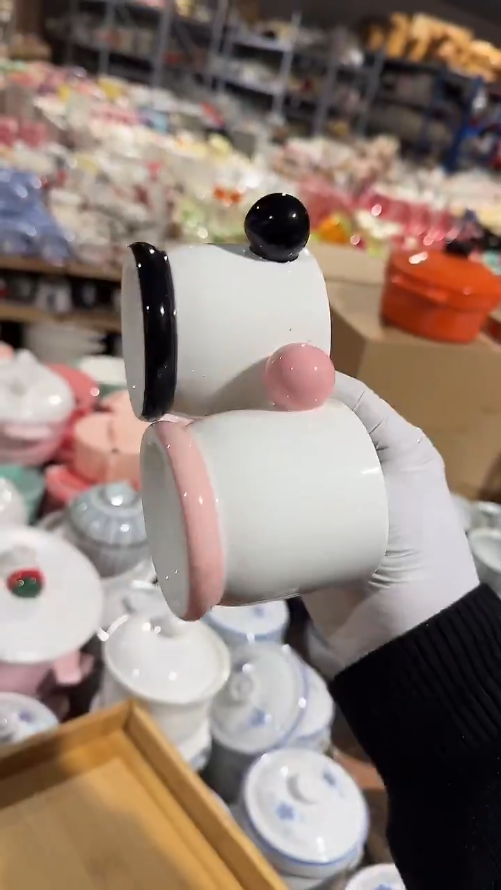 陶瓷2个小杯子微瑕 凑满20元包邮