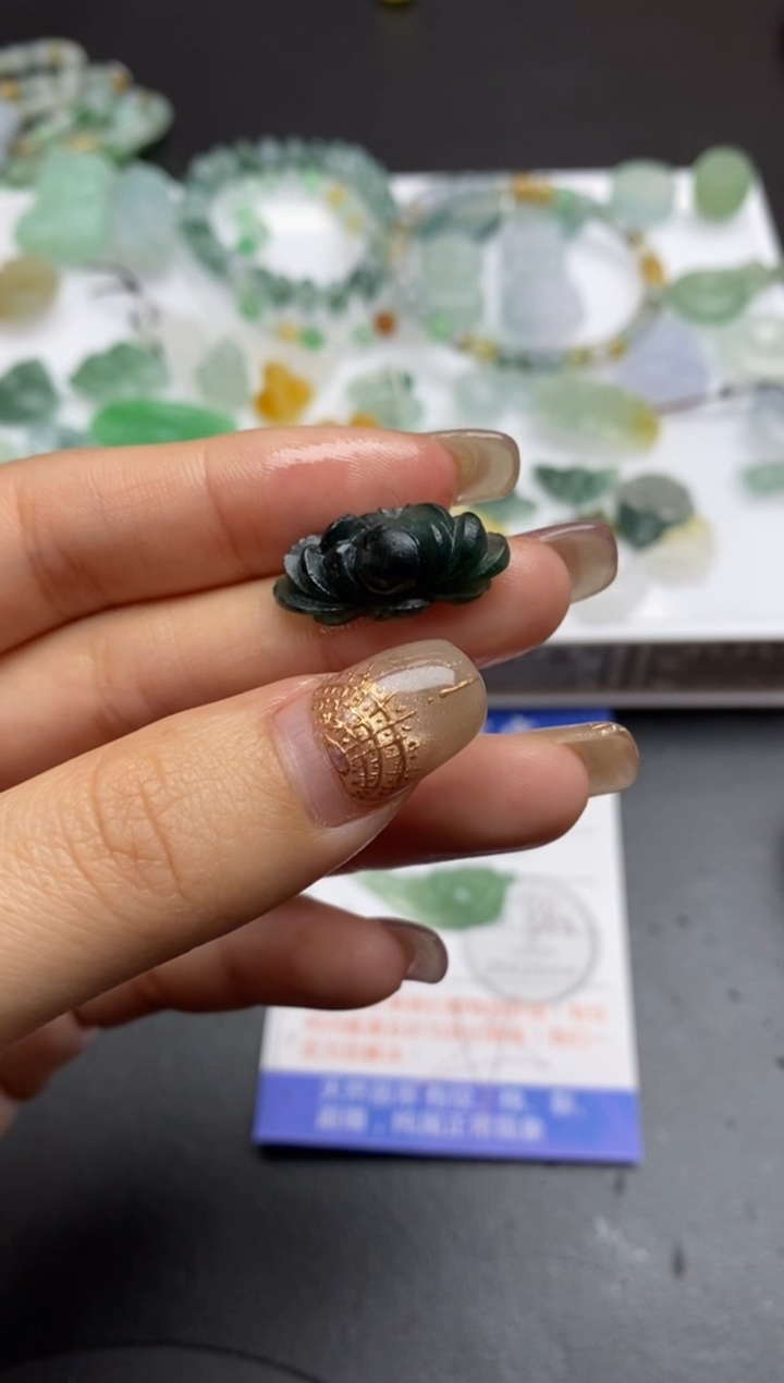 【闪购商品】定制翡翠未镶嵌翡翠毛货~