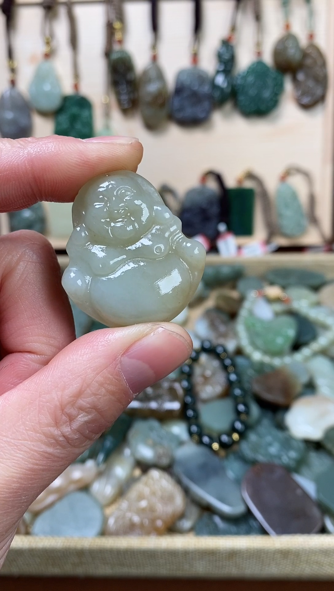 颈饰未镶嵌和田玉1