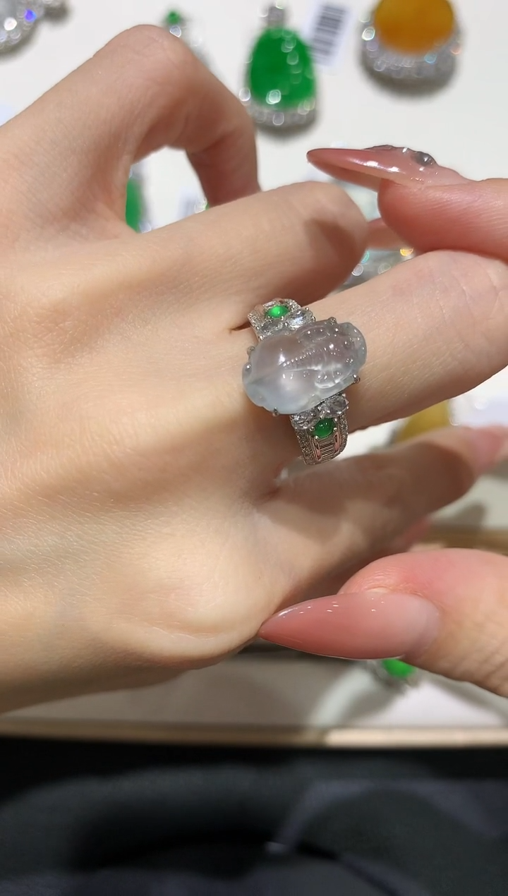 翡翠18K金镶嵌吊坠(不含链)团购3