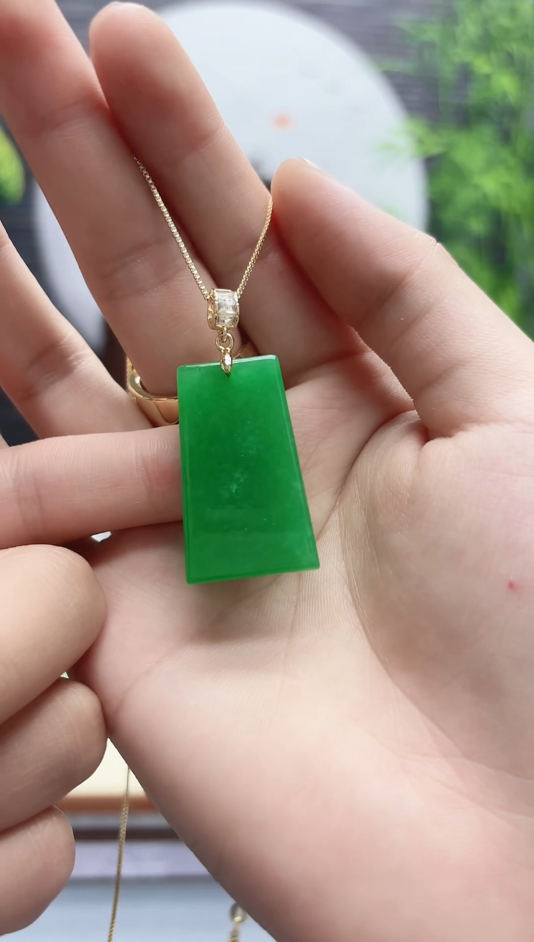 翡翠未镶嵌吊坠(赠链)裸石无事牌吊坠