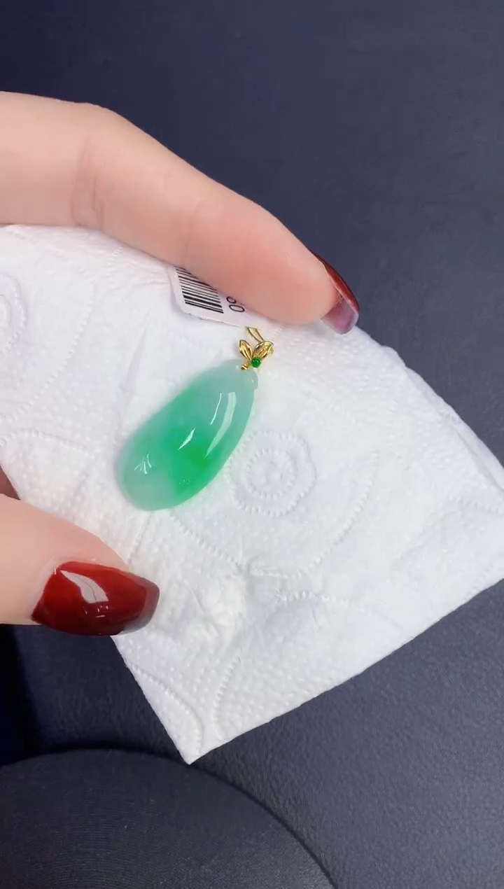 颈饰18K金镶嵌翡翠缅甸天然翡翠a货