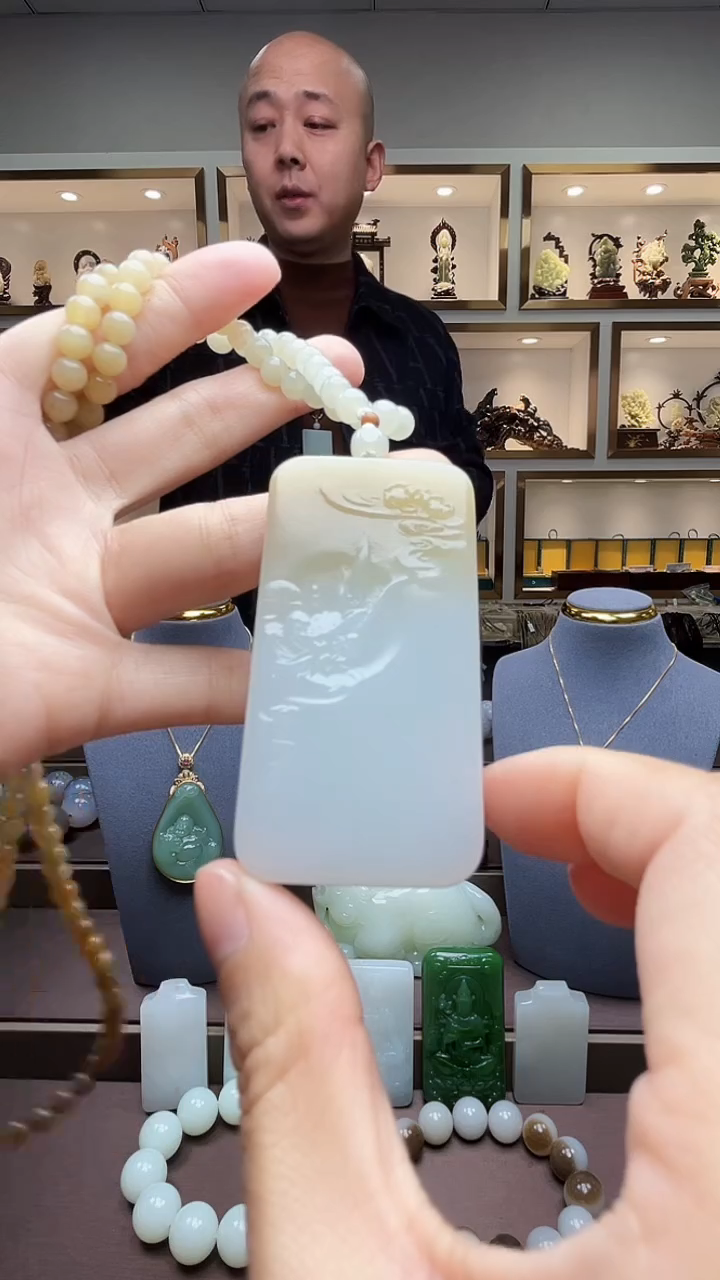 【闪购商品】和田玉颈饰未镶嵌苏