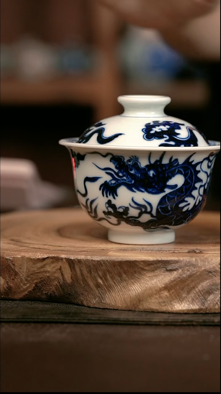 手绘 高温现代瓷  气窑  铠甲龙大布袋150C