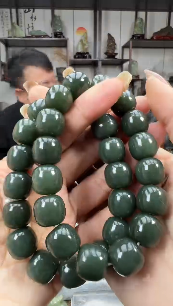 未镶嵌和田玉把件拍一发一