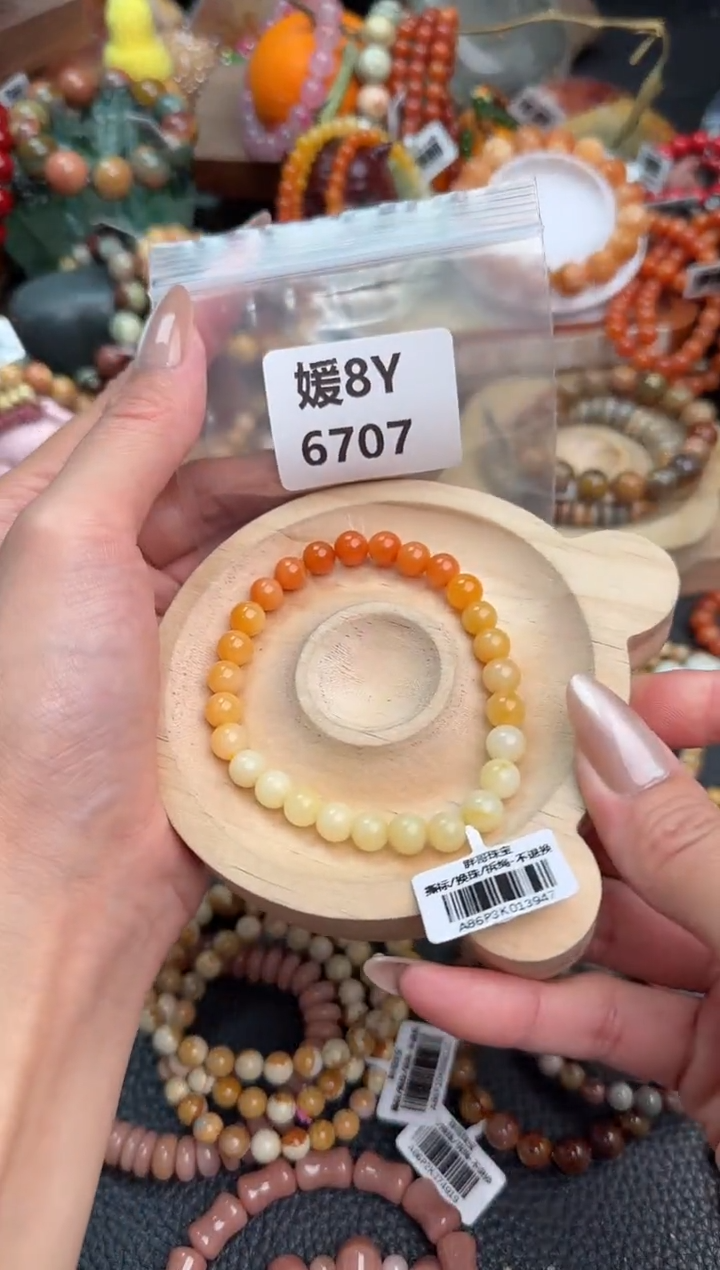 【闪购商品】石英质玉手链未镶嵌8Y6707