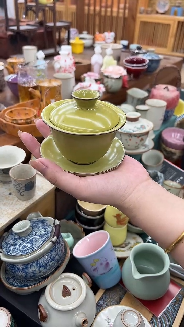 【闪购商品】李辉熠蜜色盖碗（小三才）