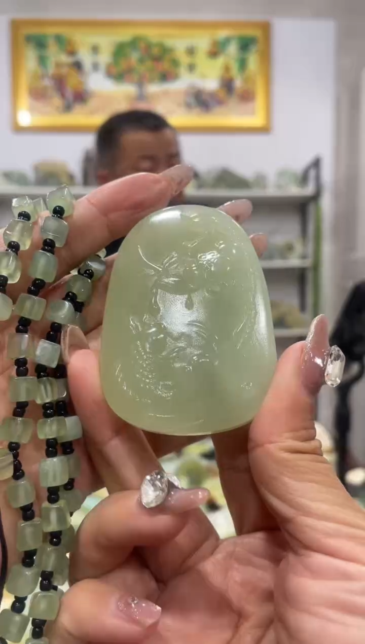【闪购商品】岫玉吊坠未镶嵌         