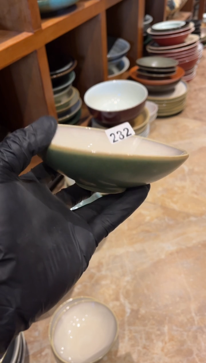 【闪购商品】瓷片282 只此青绿酒碗1个