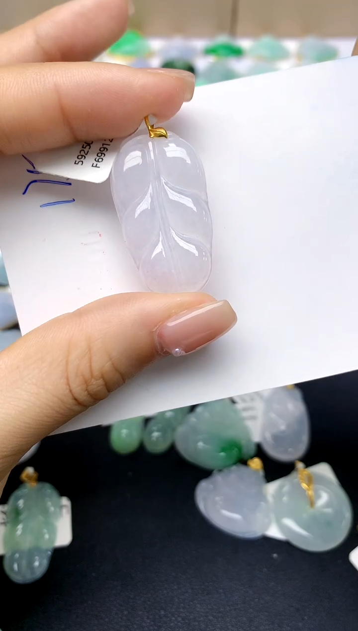 【闪购商品】翡翠颈饰18K金镶嵌175天然A货翡翠