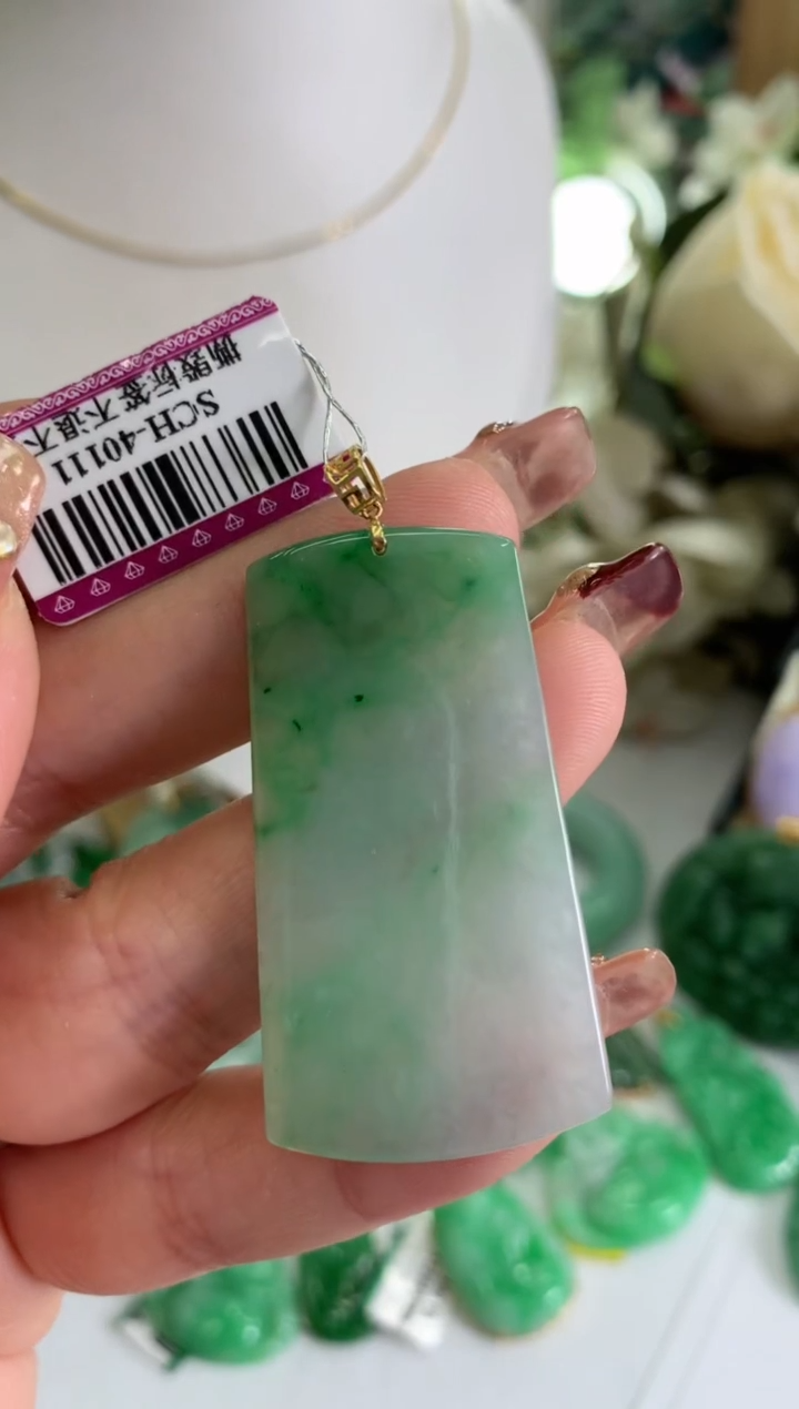 【闪购商品】翡翠吊坠(不含链)18K金镶嵌挂件