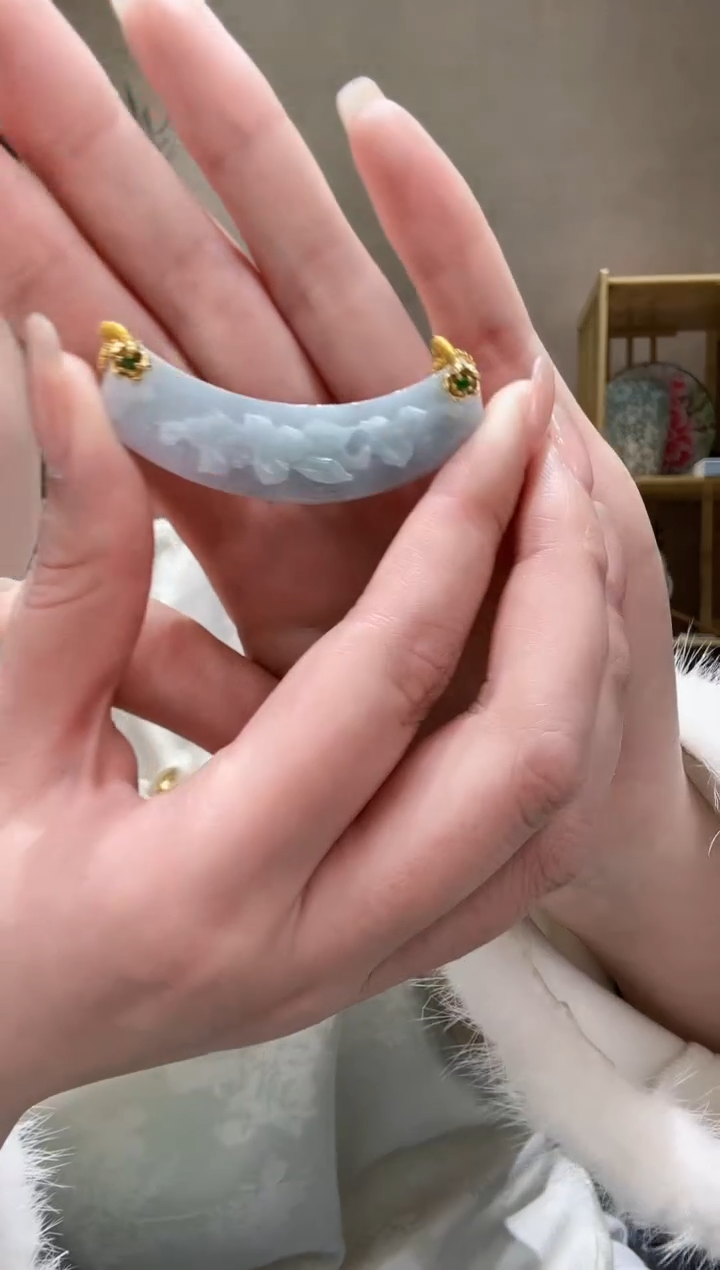 【闪购商品】翡翠颈饰未镶嵌吊坠