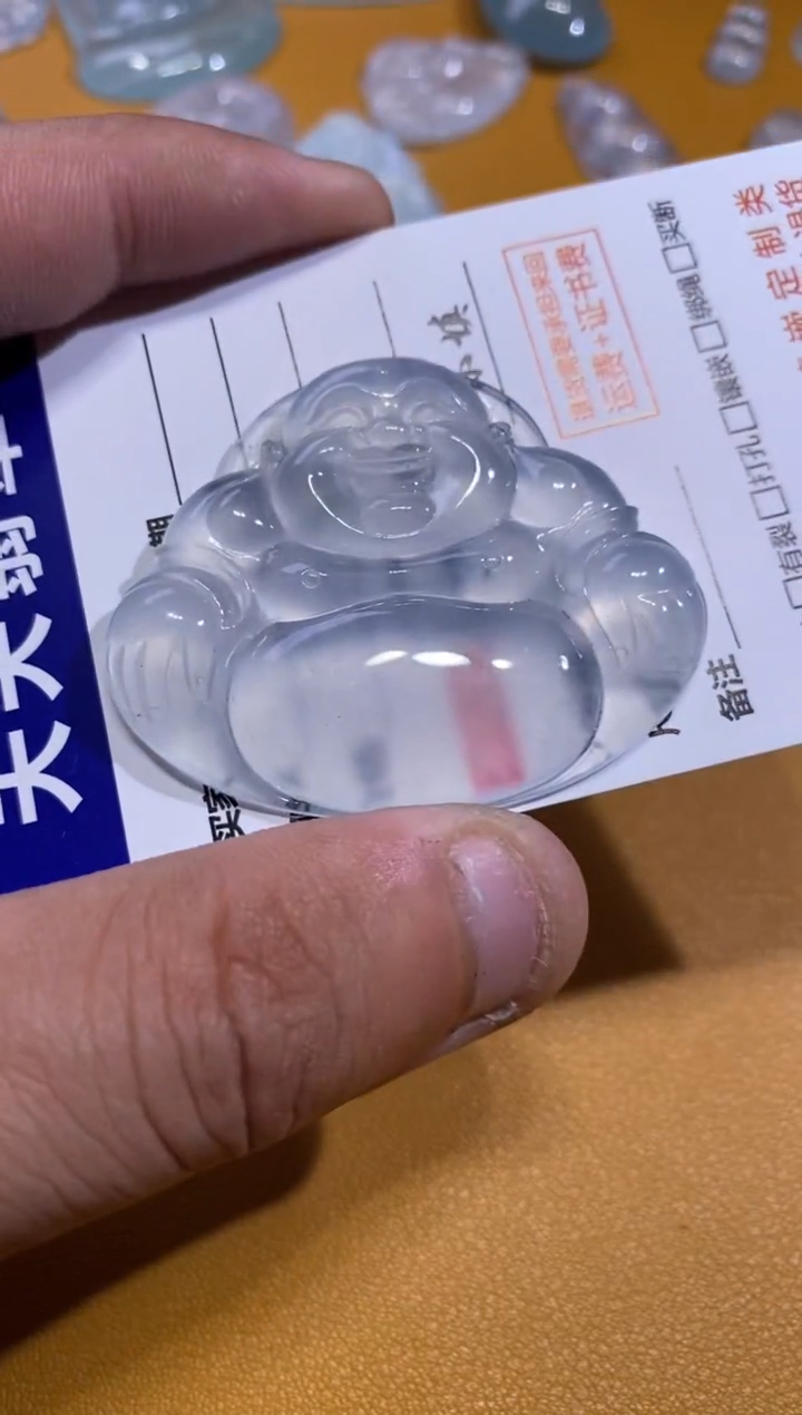 吊坠(不含链)未镶嵌翡翠佛公48000   39.0  47.9  5.9