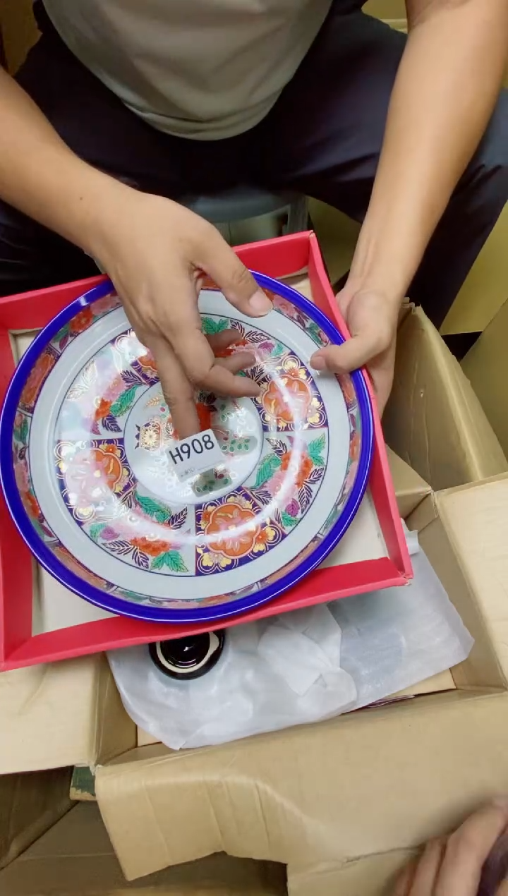 瓷片恭**财H908默认微瑕，谨慎参拍