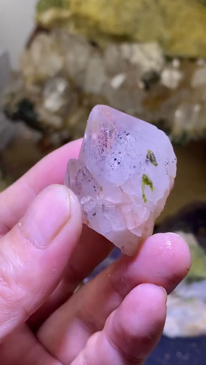 未镶嵌珠宝半成品水晶C****部四川超七花园水晶原石