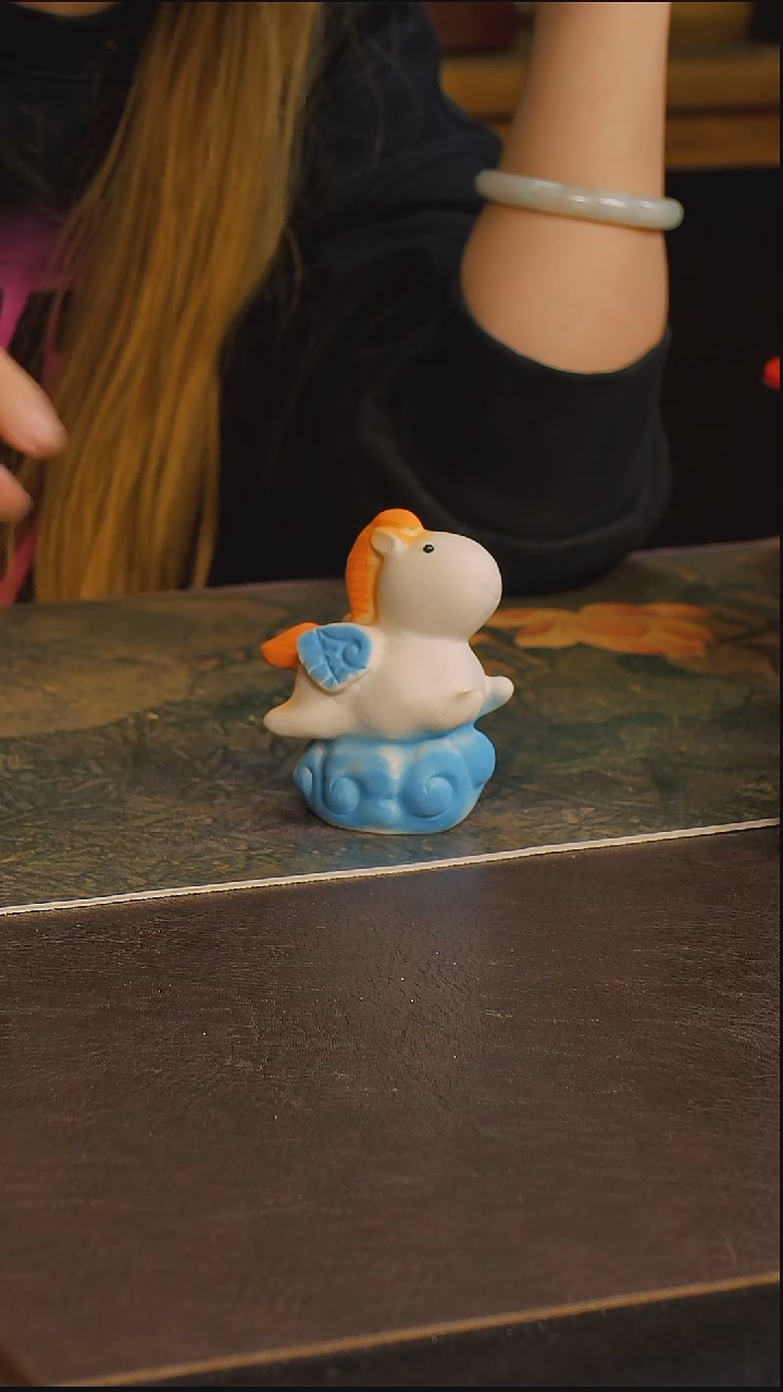 紫砂茶宠马踏祥云茶宠