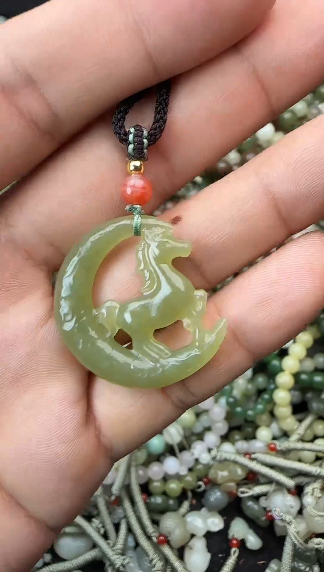 颈饰未镶嵌和田玉拍一发一