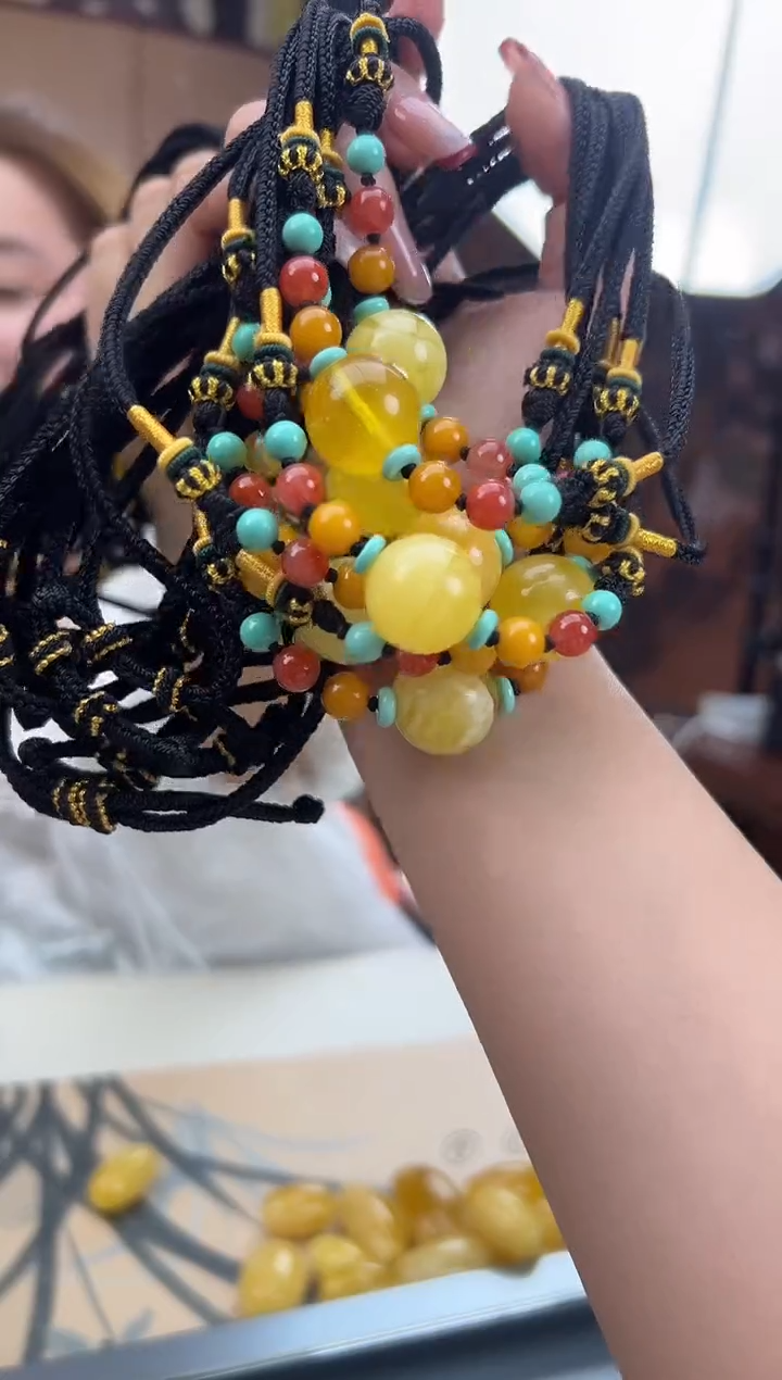 【闪购商品】琥珀裸石未镶嵌蜜蜡锁骨链多样性发一条
