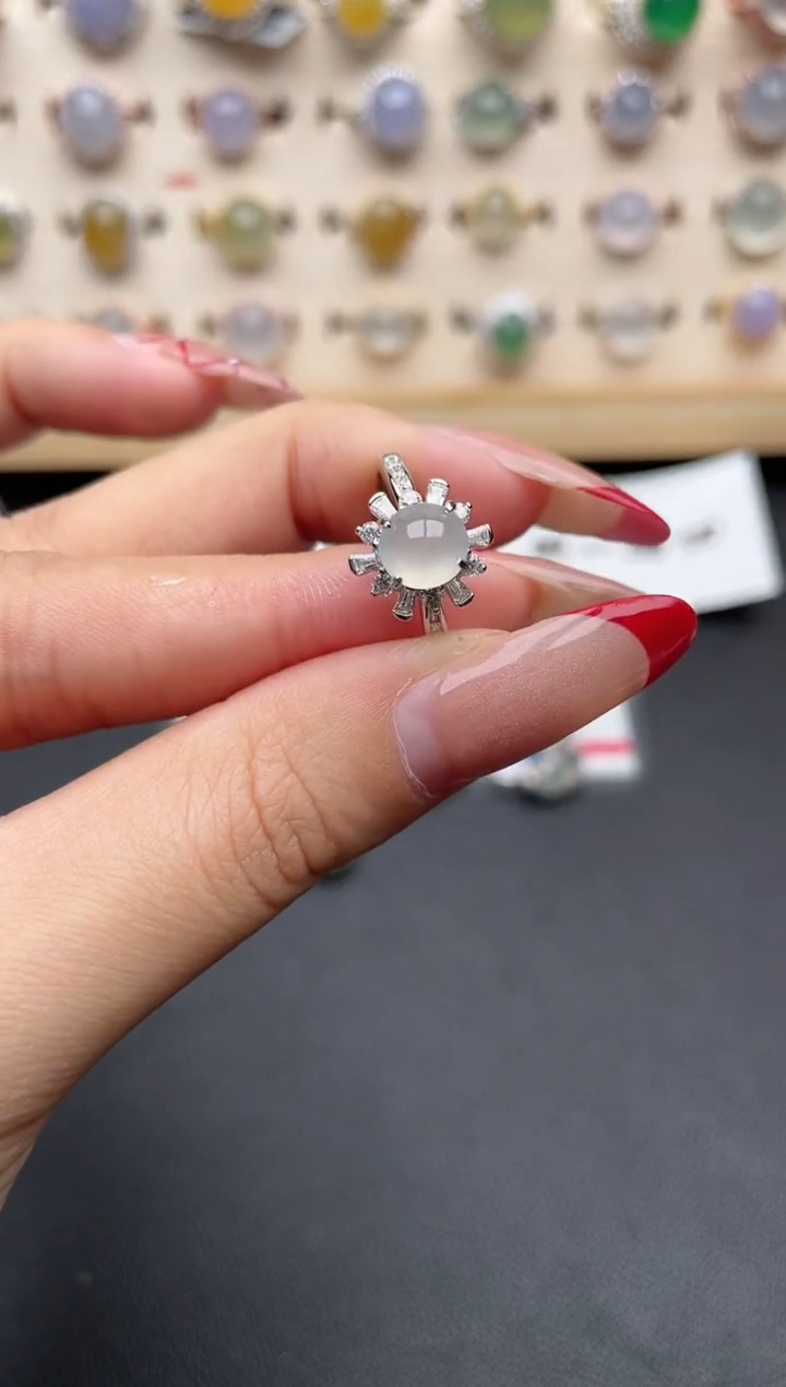 【闪购商品】翡翠戒指银S925镶嵌一物一证一礼盒