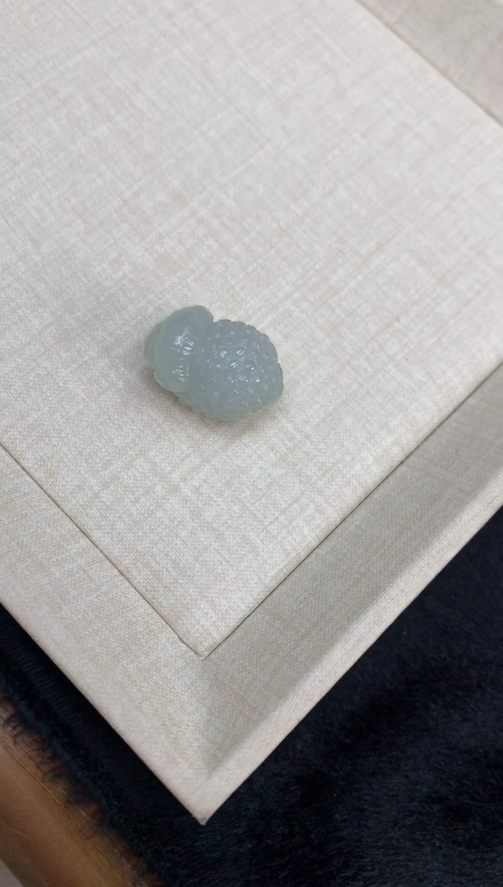 【闪购商品】翡翠颈饰未镶嵌羊羊