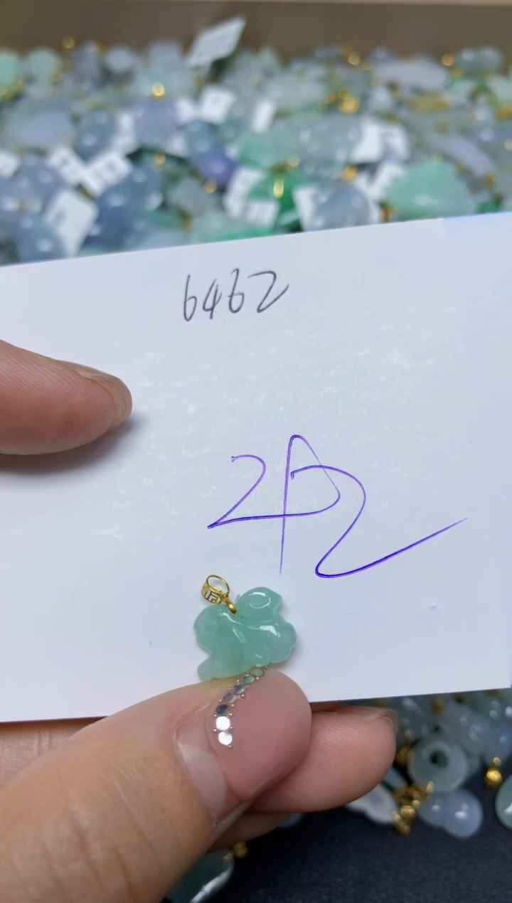 【闪购商品】翡翠挂件18K金镶嵌 天然翡翠A货