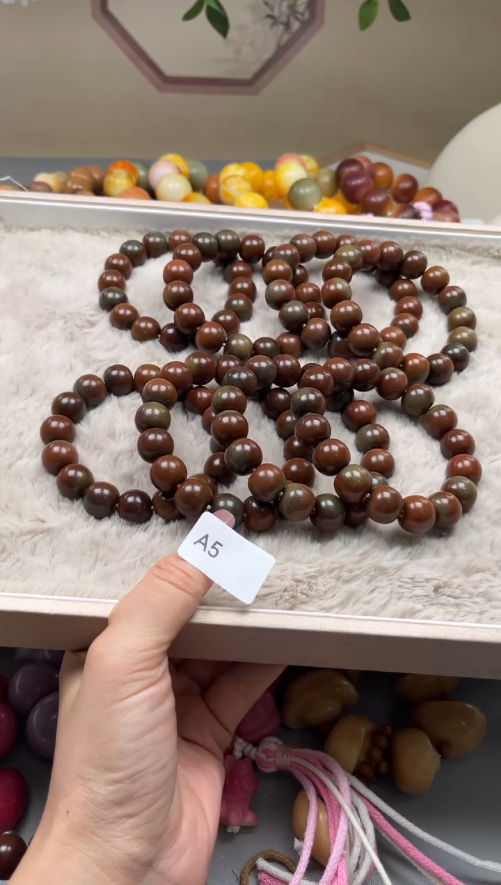 白玉菩提手串A5猪油膏苹果珠13mm一串通货随机