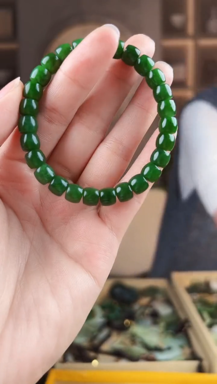 颈饰未镶嵌和田玉拍一发一，多样性发货