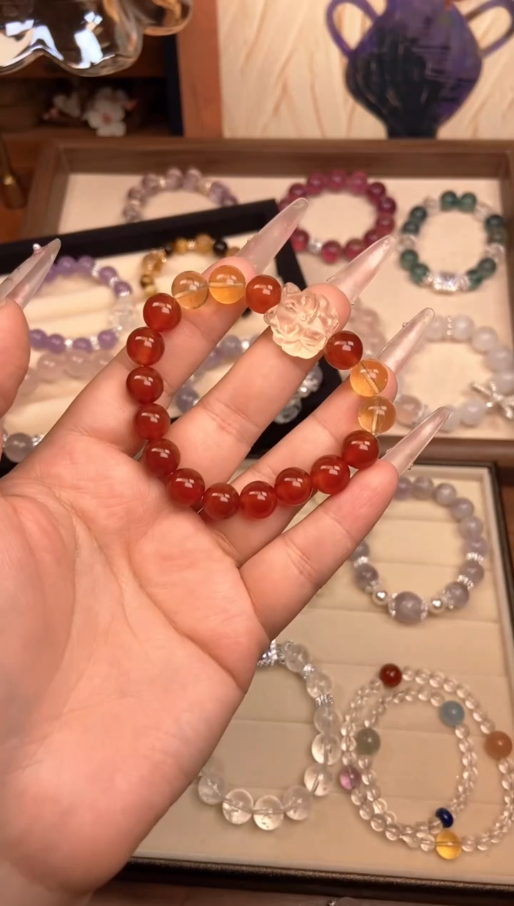 【闪购商品】水晶手链未镶嵌红玛瑙