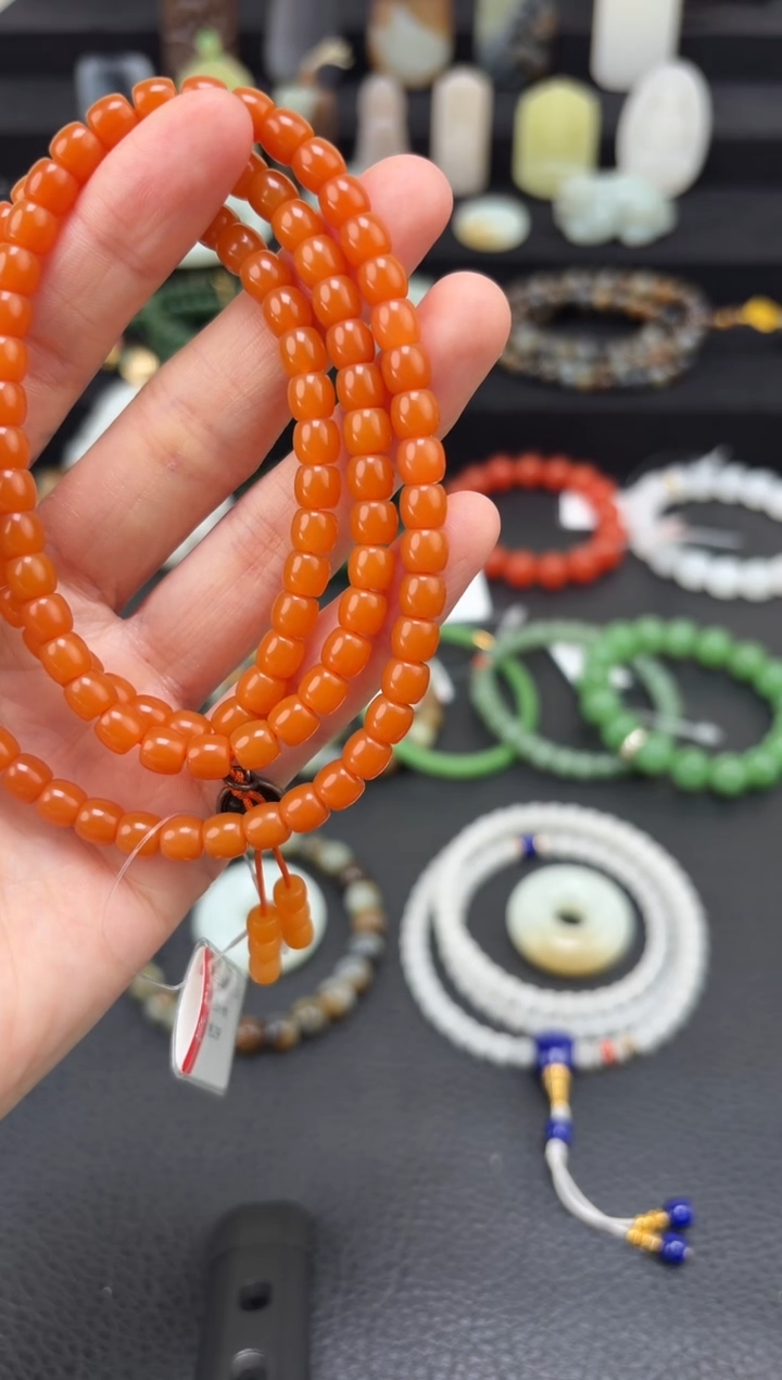 未镶嵌石英质玉车挂6mm108