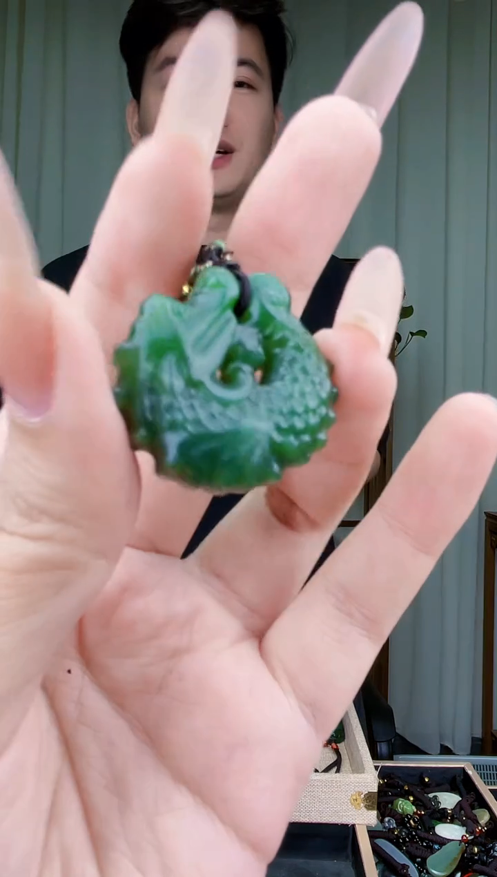 和田玉未镶嵌挂件拍一发一，多样性发货！