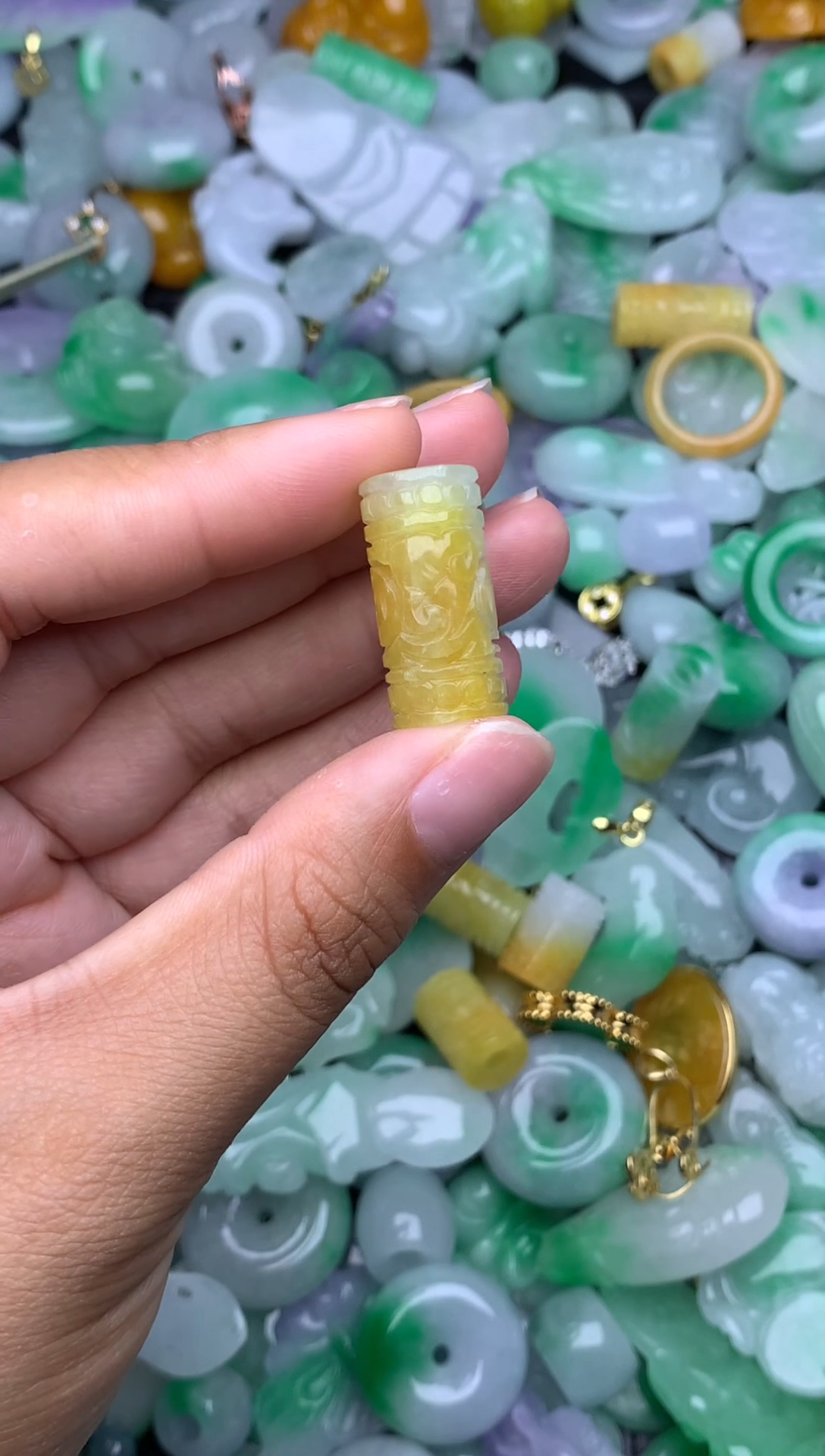 翡翠未镶嵌颈饰天然缅甸翡翠吊坠