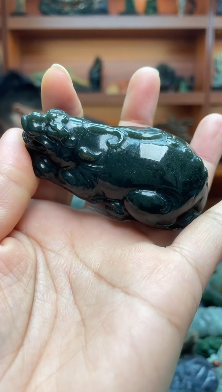 未镶嵌和田玉把件1