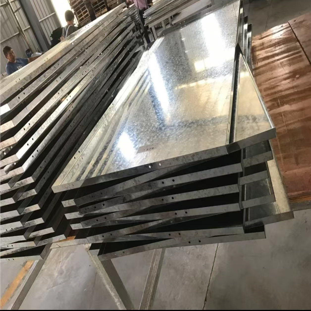 H厨房 刀具 > 瓜果刀（实物与直播间定制为主）定制链接