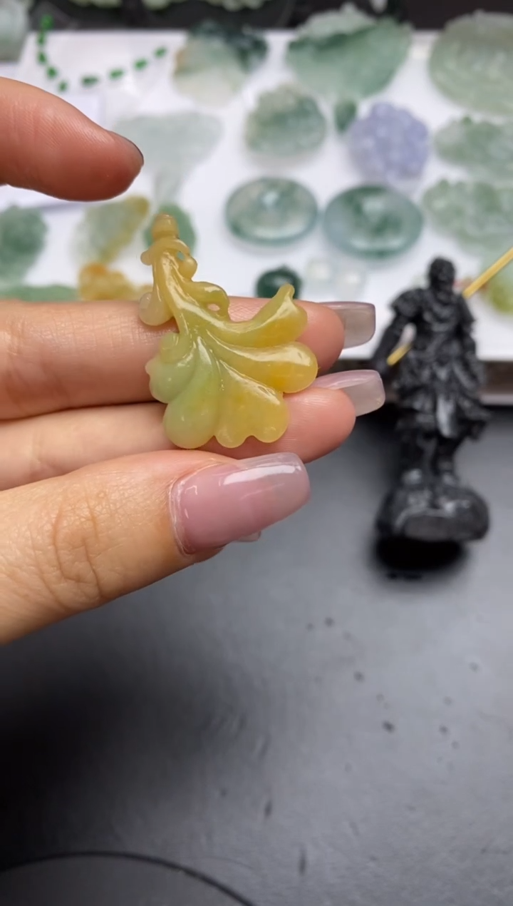 【闪购商品】定制翡翠未镶嵌翡翠毛货~