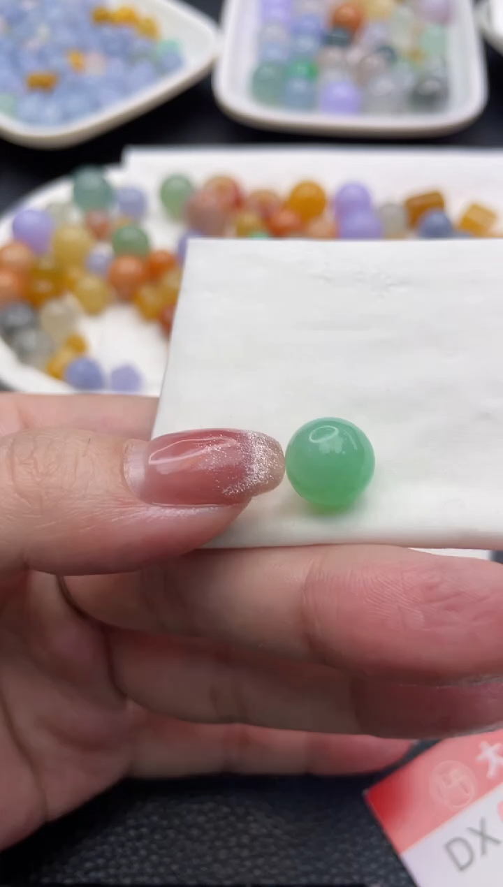 【闪购商品】定制翡翠未镶嵌珠子