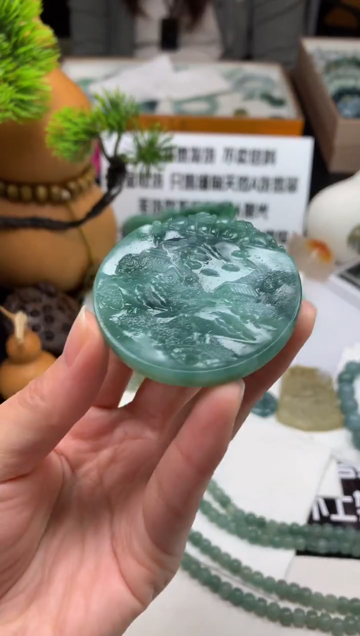 未镶嵌定制翡翠车*如---122519